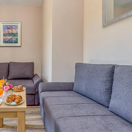 Apartment Island Mihaela - Happy
