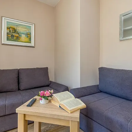 Island Mihaela - Happy Apartment Trogir