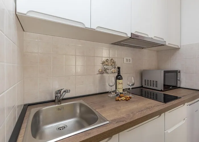 Appartement Island Mihaela *