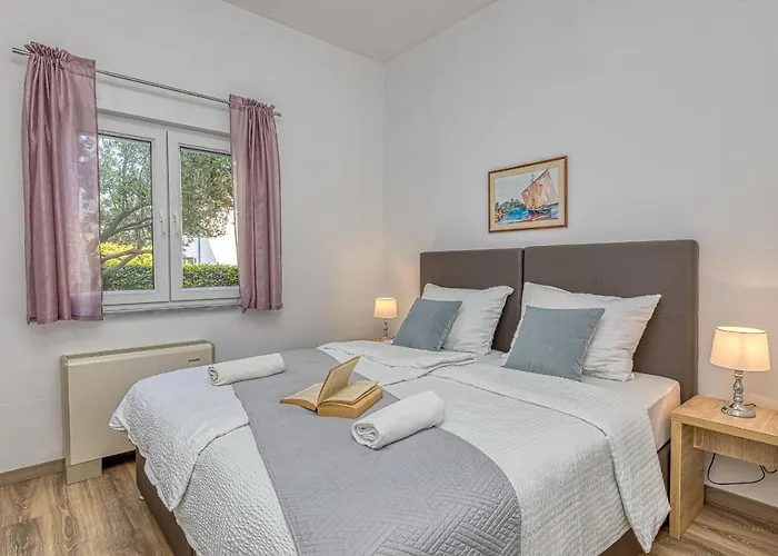 Appartement Island Mihaela