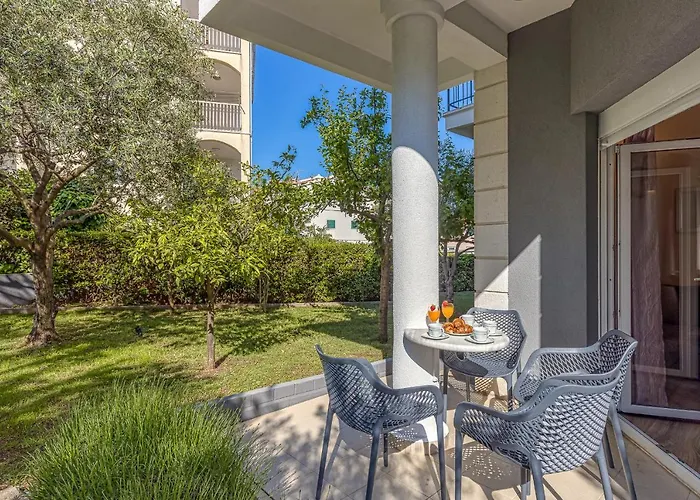 Appartement Island Mihaela