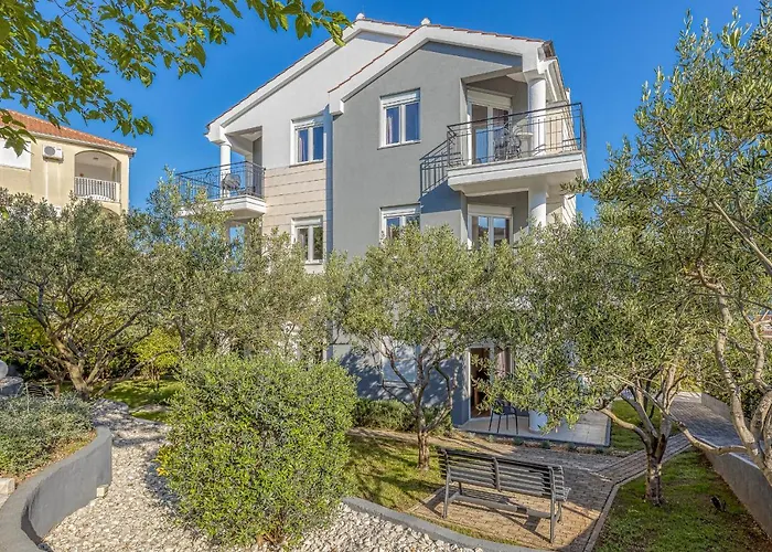 Appartement Island Mihaela