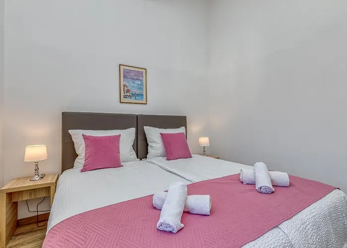 Island Mihaela Appartement