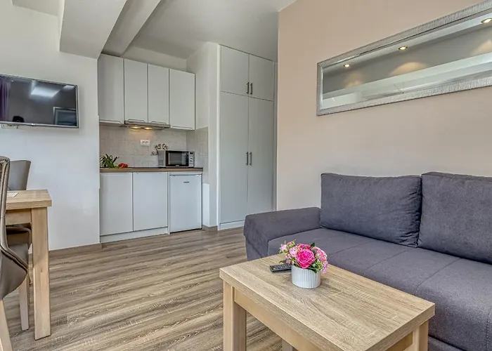 Appartement Island Mihaela