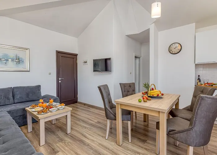 Appartement Island Mihaela