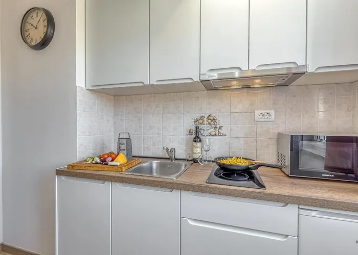 Appartement Island Mihaela