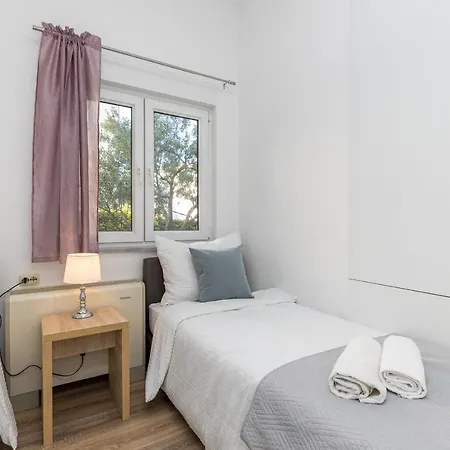 Appartement Island Mihaela Okrug Gornji