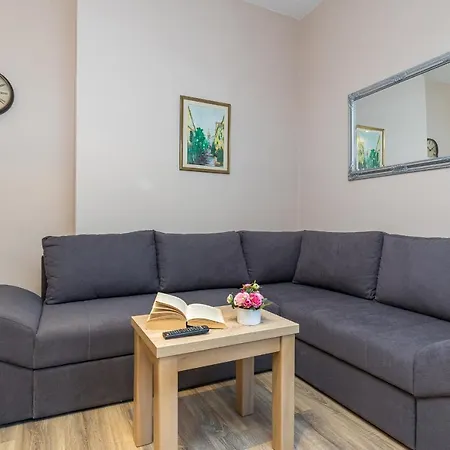 Island Mihaela Okrug Gornji