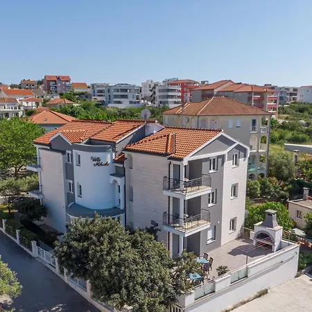 Appartement Island Mihaela