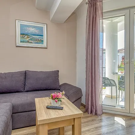 Appartement Island Mihaela *