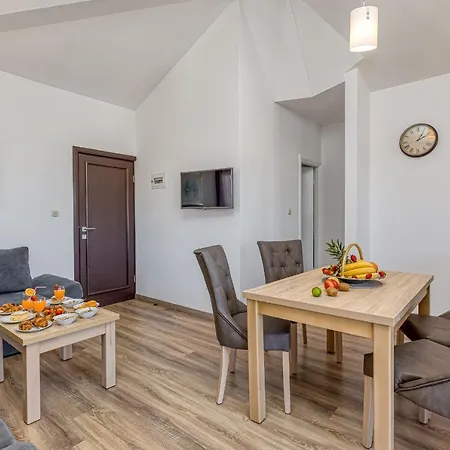 Appartement Island Mihaela