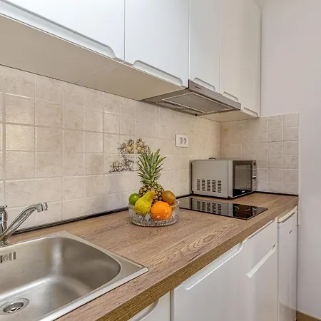 Appartement Island Mihaela *