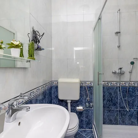 Island Mihaela Apartment Okrug Gornji